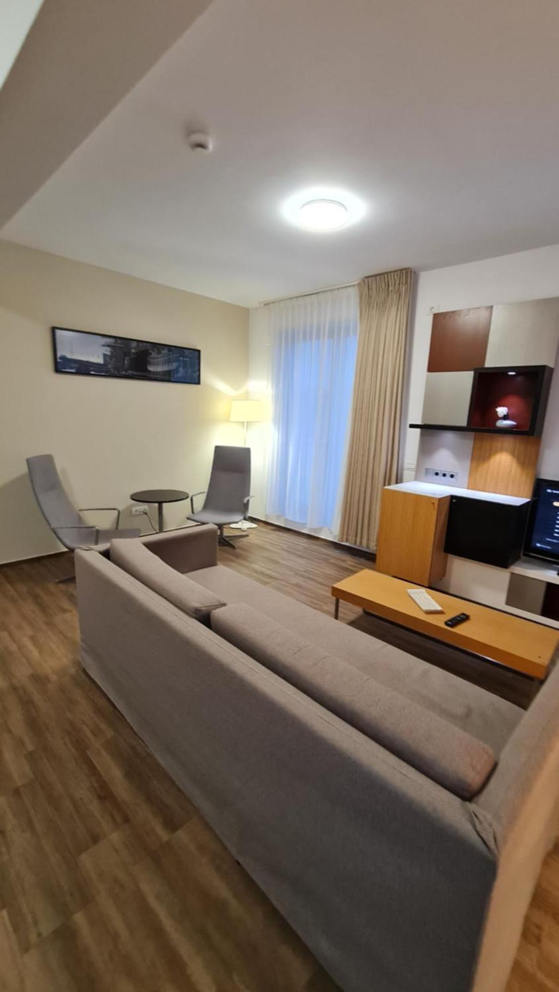 Jafar Resort 11 Penthouse Timisoara Bagian luar foto